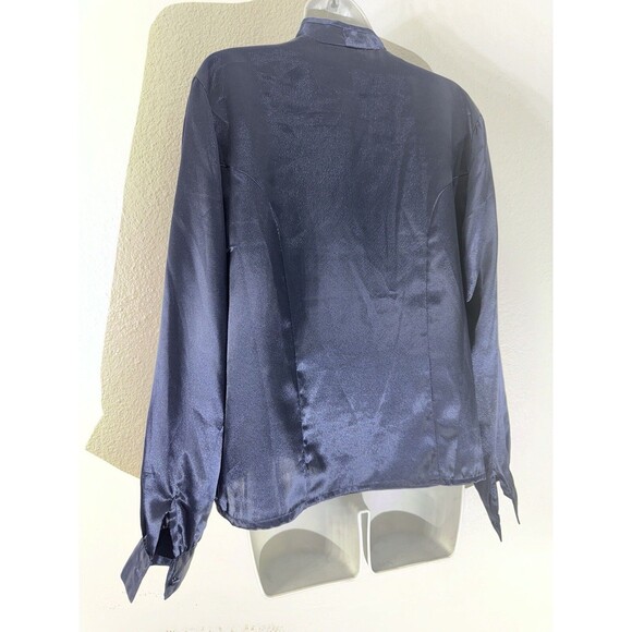 Vintage Jordan Woman Red & Black Striped Long Sleeve Button-Up Blouse Size 10 - Picture 6 of 8